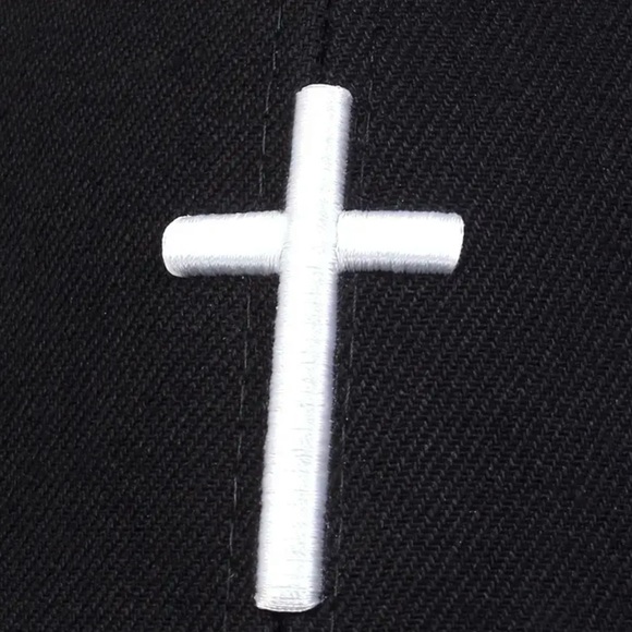 Baseball Cap with White Embroidered Cross - Quality - Unisex - 2 colors - Picture 4 of 10